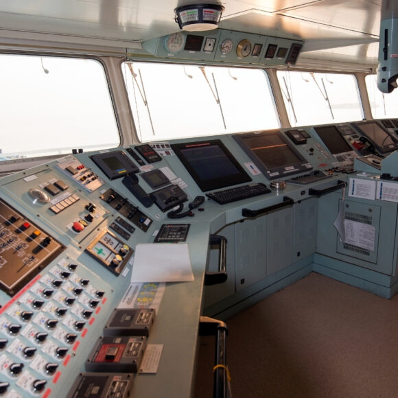 Ships_bridge_03